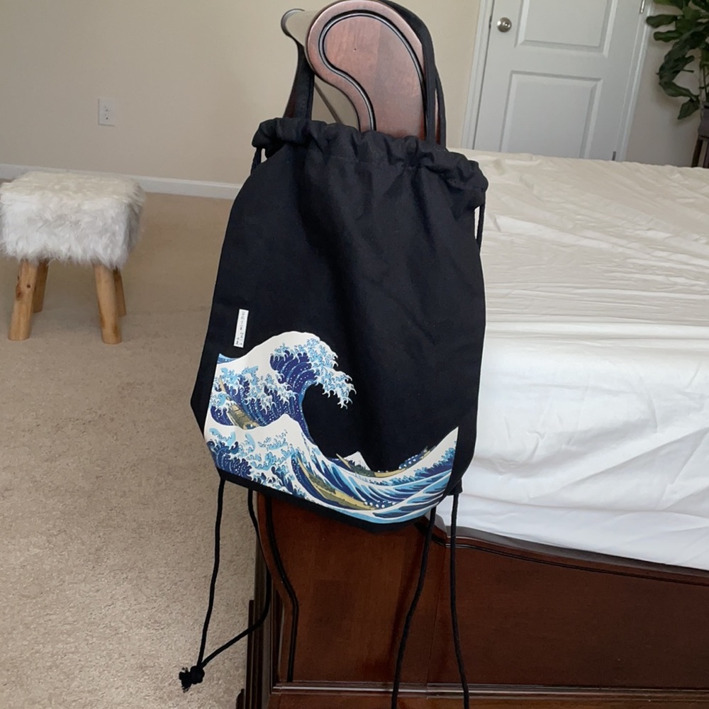 🟢 2 for $15 Drawstring Backpack with Ocean Wave - Picture 3 of 3